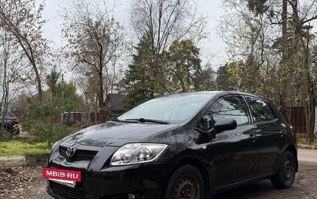 Toyota Auris II, 2008 год, 900 000 рублей, 2 фотография