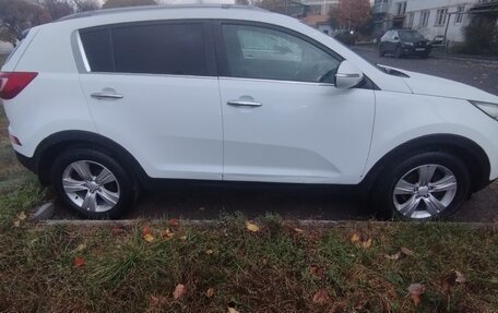 KIA Sportage III, 2012 год, 1 350 000 рублей, 2 фотография