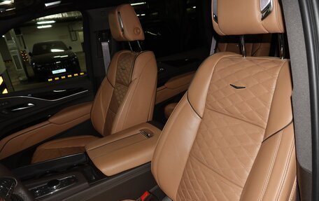 Cadillac Escalade V, 2023 год, 13 000 000 рублей, 9 фотография