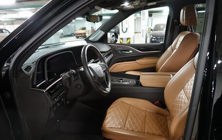 Cadillac Escalade V, 2023 год, 13 000 000 рублей, 7 фотография