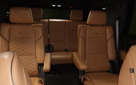 Cadillac Escalade V, 2023 год, 13 000 000 рублей, 14 фотография