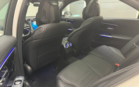 Mercedes-Benz C-Класс, 2024 год, 5 450 000 рублей, 15 фотография