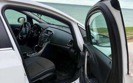 Opel Astra J, 2011 год, 805 000 рублей, 3 фотография