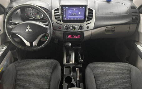 Mitsubishi L200 IV рестайлинг, 2012 год, 1 399 000 рублей, 9 фотография