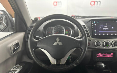 Mitsubishi L200 IV рестайлинг, 2012 год, 1 399 000 рублей, 11 фотография