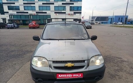 Chevrolet Niva I рестайлинг, 2011 год, 250 000 рублей, 1 фотография