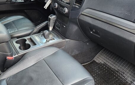 Mitsubishi Pajero IV, 2012 год, 1 500 000 рублей, 17 фотография