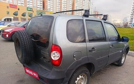 Chevrolet Niva I рестайлинг, 2011 год, 250 000 рублей, 6 фотография