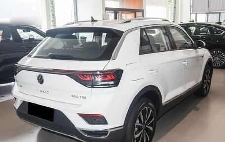 Volkswagen T-Roc I, 2025 год, 2 560 000 рублей, 5 фотография