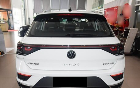 Volkswagen T-Roc I, 2025 год, 2 560 000 рублей, 6 фотография