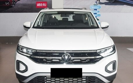 Volkswagen T-Roc I, 2025 год, 2 560 000 рублей, 2 фотография