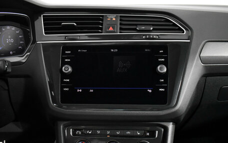 Volkswagen Tiguan II, 2019 год, 2 550 000 рублей, 15 фотография