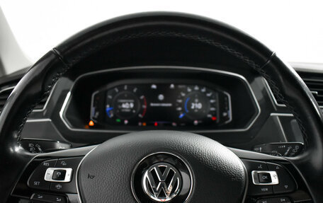 Volkswagen Tiguan II, 2019 год, 2 550 000 рублей, 16 фотография