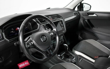 Volkswagen Tiguan II, 2019 год, 2 550 000 рублей, 9 фотография