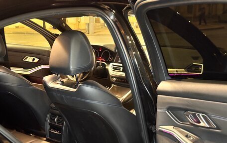 BMW 3 серия, 2020 год, 3 700 000 рублей, 6 фотография