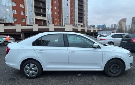 Skoda Rapid I, 2015 год, 900 000 рублей, 3 фотография
