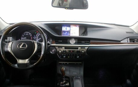 Lexus ES VII, 2014 год, 2 300 000 рублей, 10 фотография