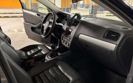 Volkswagen Jetta VI, 2013 год, 900 000 рублей, 7 фотография