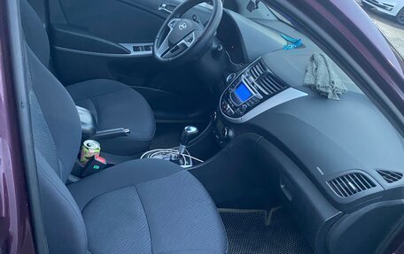 Hyundai Solaris II рестайлинг, 2011 год, 660 000 рублей, 3 фотография