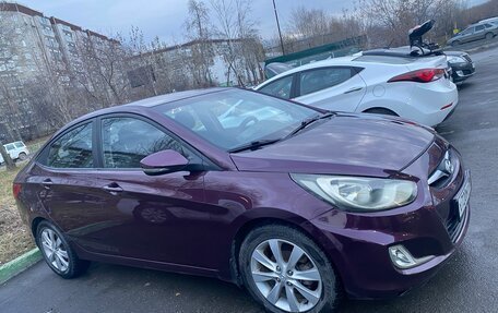 Hyundai Solaris II рестайлинг, 2011 год, 660 000 рублей, 8 фотография