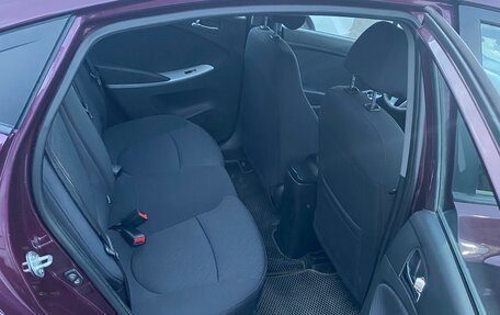 Hyundai Solaris II рестайлинг, 2011 год, 660 000 рублей, 4 фотография