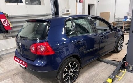 Volkswagen Golf V, 2004 год, 445 000 рублей, 7 фотография