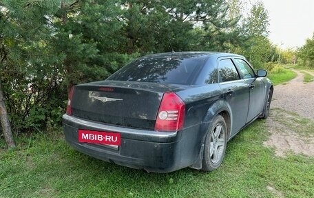 Chrysler 300C II, 2008 год, 750 000 рублей, 3 фотография