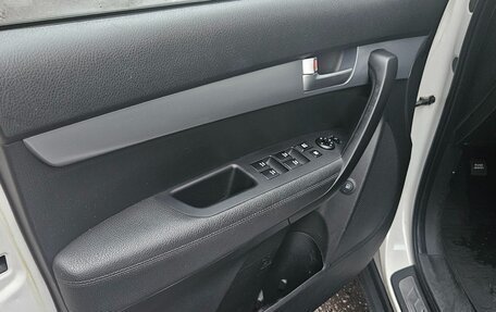 KIA Sorento II рестайлинг, 2014 год, 1 800 000 рублей, 13 фотография