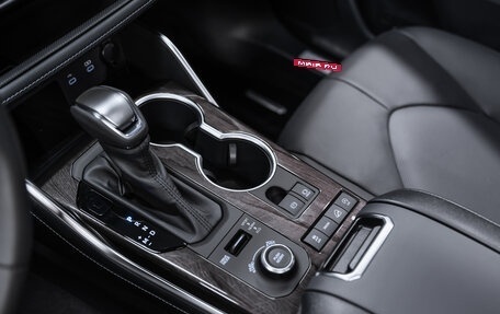 Toyota Highlander, 2025 год, 6 100 000 рублей, 16 фотография