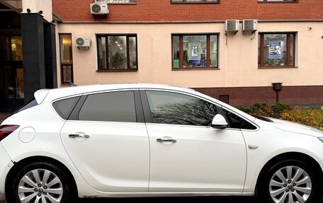 Opel Astra J, 2013 год, 700 000 рублей, 10 фотография