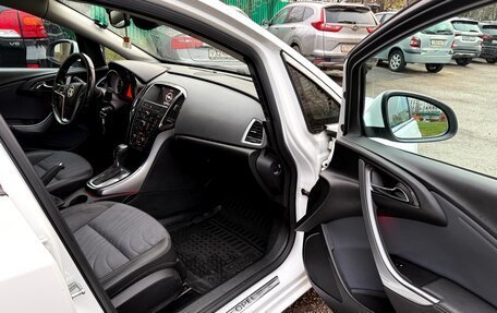 Opel Astra J, 2013 год, 700 000 рублей, 15 фотография