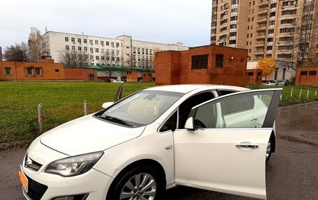 Opel Astra J, 2013 год, 700 000 рублей, 5 фотография