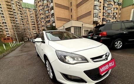 Opel Astra J, 2013 год, 700 000 рублей, 4 фотография