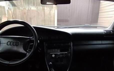 Audi A6, 1995 год, 400 000 рублей, 10 фотография