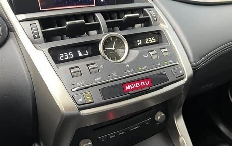 Lexus NX I, 2021 год, 2 900 000 рублей, 8 фотография