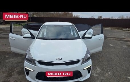 KIA Rio IV, 2018 год, 1 180 000 рублей, 3 фотография