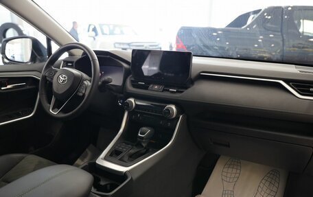 Toyota RAV4, 2025 год, 4 500 000 рублей, 14 фотография