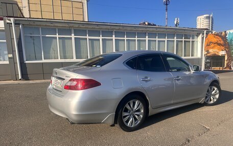 Nissan Fuga II, 2010 год, 2 200 000 рублей, 9 фотография