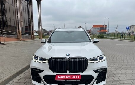 BMW X7, 2022 год, 6 900 000 рублей, 1 фотография