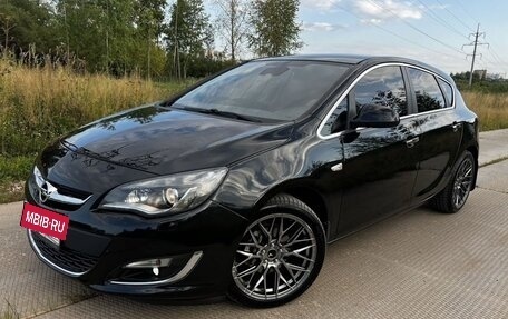 Opel Astra J, 2012 год, 750 000 рублей, 2 фотография