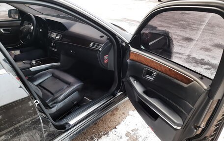 Mercedes-Benz E-Класс, 2013 год, 1 250 000 рублей, 12 фотография