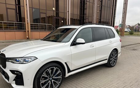 BMW X7, 2022 год, 6 900 000 рублей, 2 фотография
