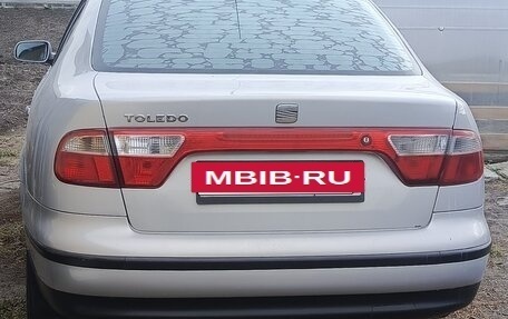 SEAT Toledo III, 1999 год, 300 000 рублей, 3 фотография