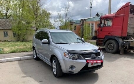 Mitsubishi Outlander III рестайлинг 3, 2007 год, 1 175 000 рублей, 2 фотография