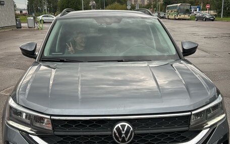 Volkswagen Taos, 2021 год, 2 420 000 рублей, 1 фотография