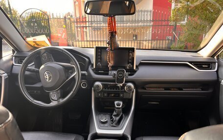 Toyota RAV4, 2020 год, 3 500 000 рублей, 19 фотография