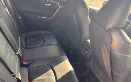 Toyota RAV4, 2020 год, 3 500 000 рублей, 21 фотография