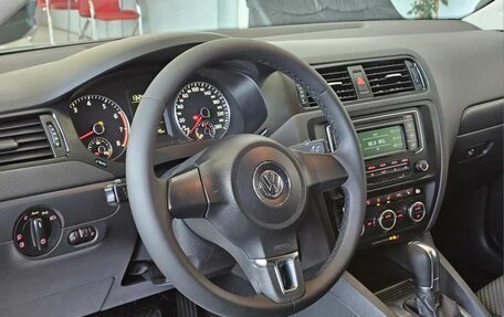 Volkswagen Jetta VI, 2014 год, 1 375 000 рублей, 12 фотография