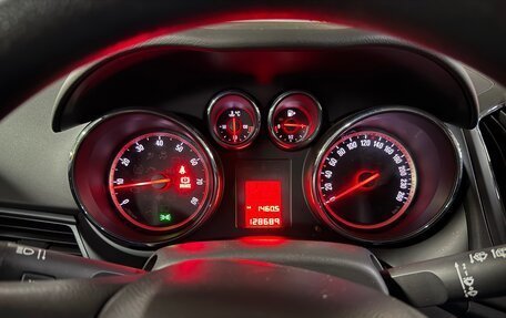 Opel Zafira C рестайлинг, 2012 год, 1 050 000 рублей, 5 фотография