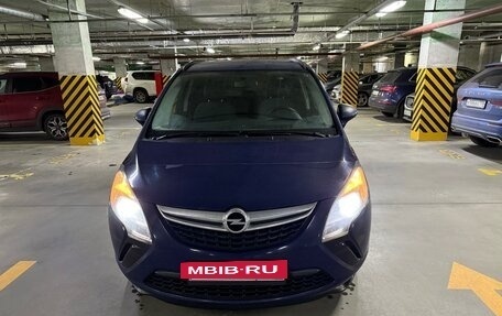 Opel Zafira C рестайлинг, 2012 год, 1 050 000 рублей, 3 фотография